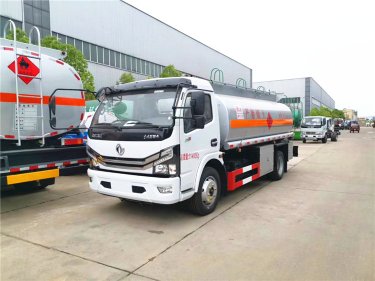 夏季油罐車(chē)輪胎保養(yǎng)有竅門(mén) 夏季油罐車(chē)輪胎保養(yǎng)有竅門(mén)